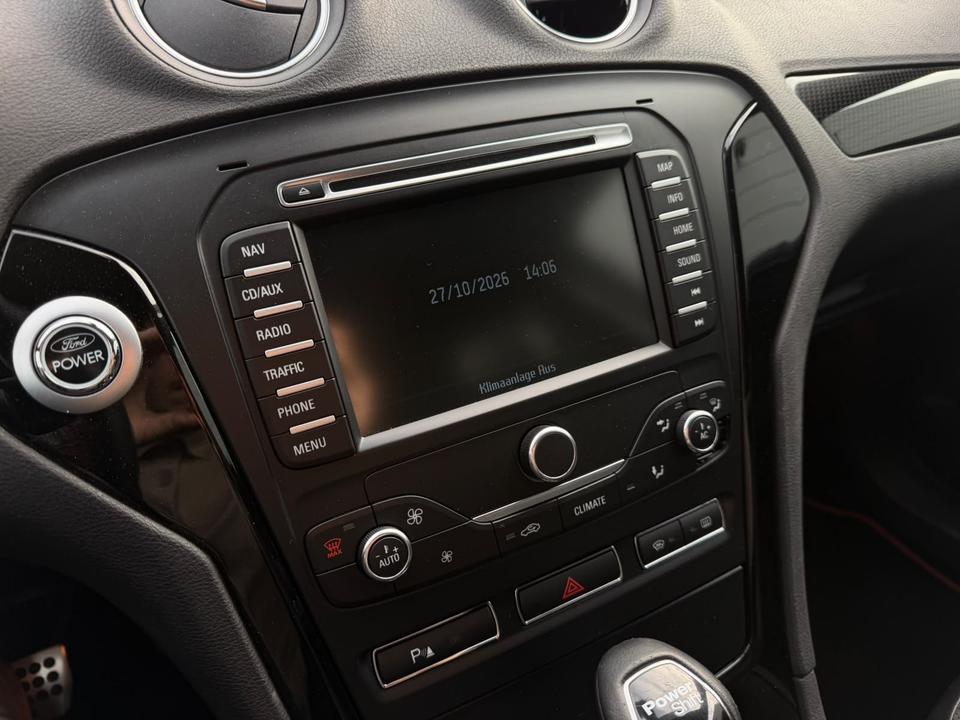 Ford Mondeo 2012 — photo 12