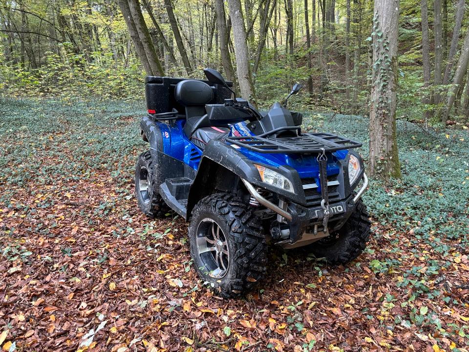  Quad cfmoto 800 2013 — rear view