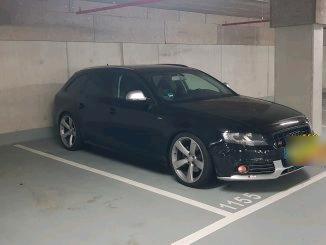 Audi A4 2008 — engine