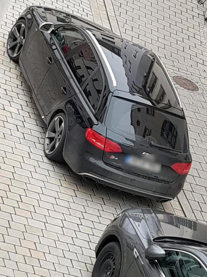 Audi A4 2008 — photo 9