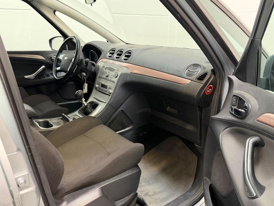 Ford S-Max 2007 — photo 10