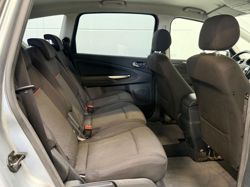 Ford S-Max 2007 — photo 14