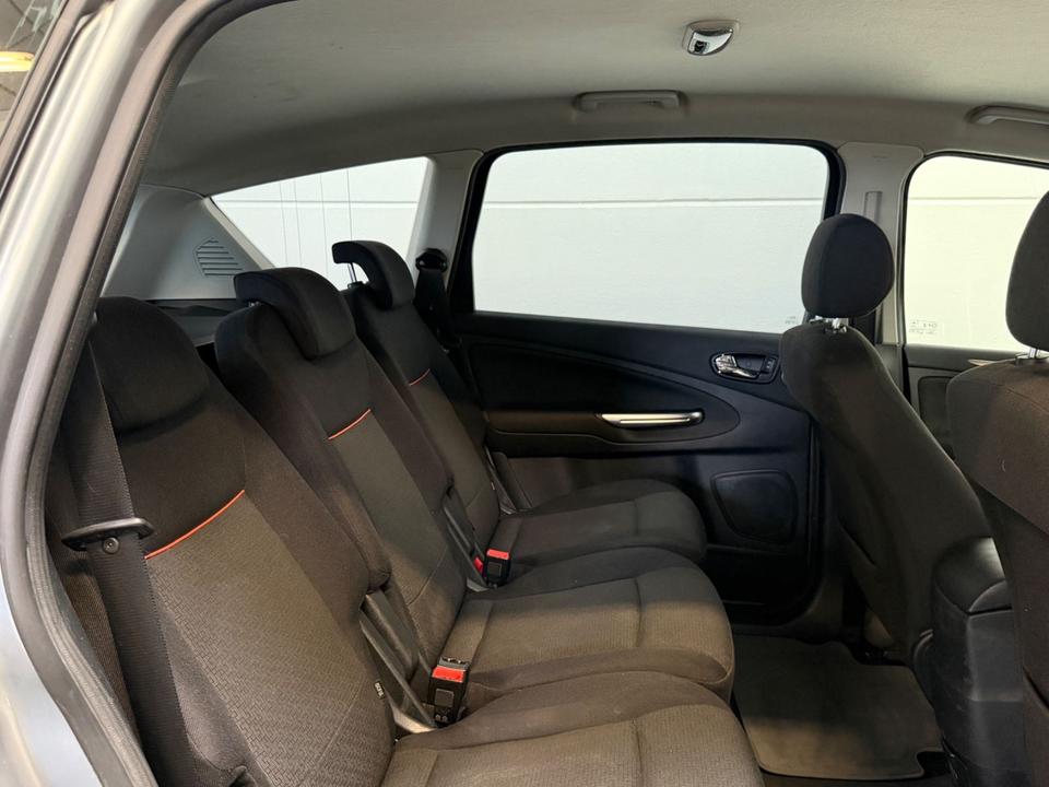 Ford S-Max 2007 — photo 15