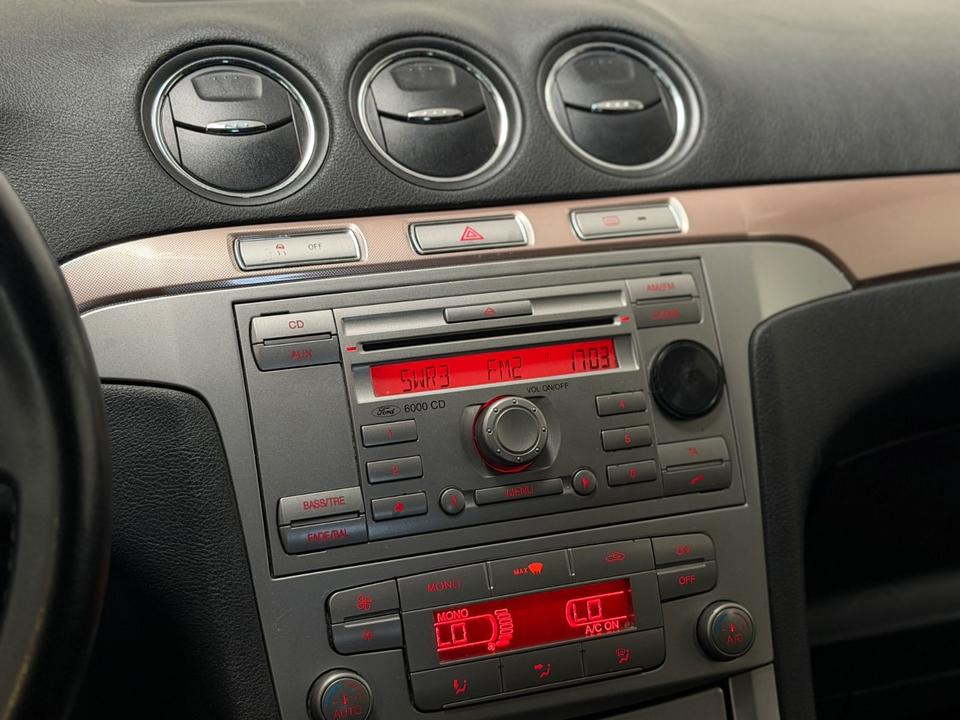 Ford S-Max 2007 — photo 22