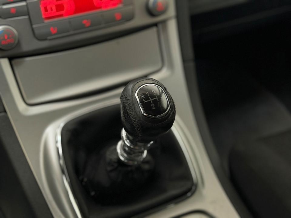 Ford S-Max 2007 — photo 24
