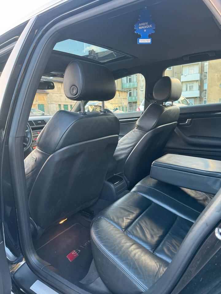 Audi A4 2006 — photo 11