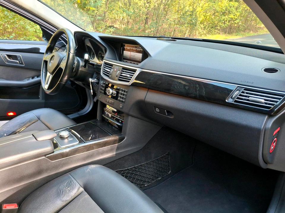 Mercedes Benz E 350 2013 — photo 13