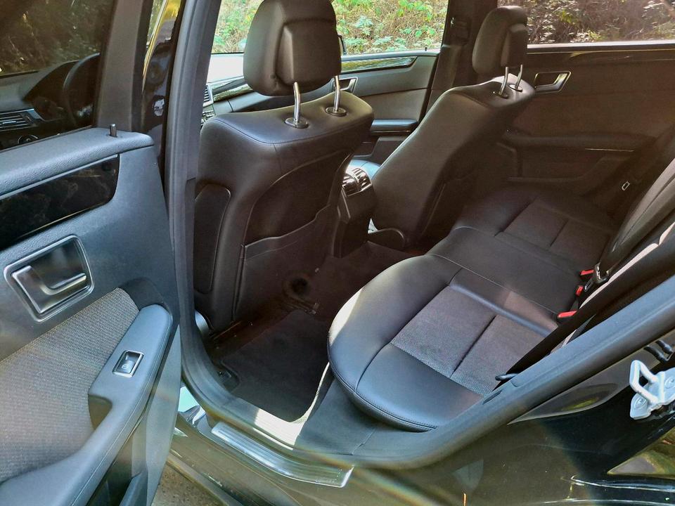 Mercedes Benz E 350 2013 — photo 16