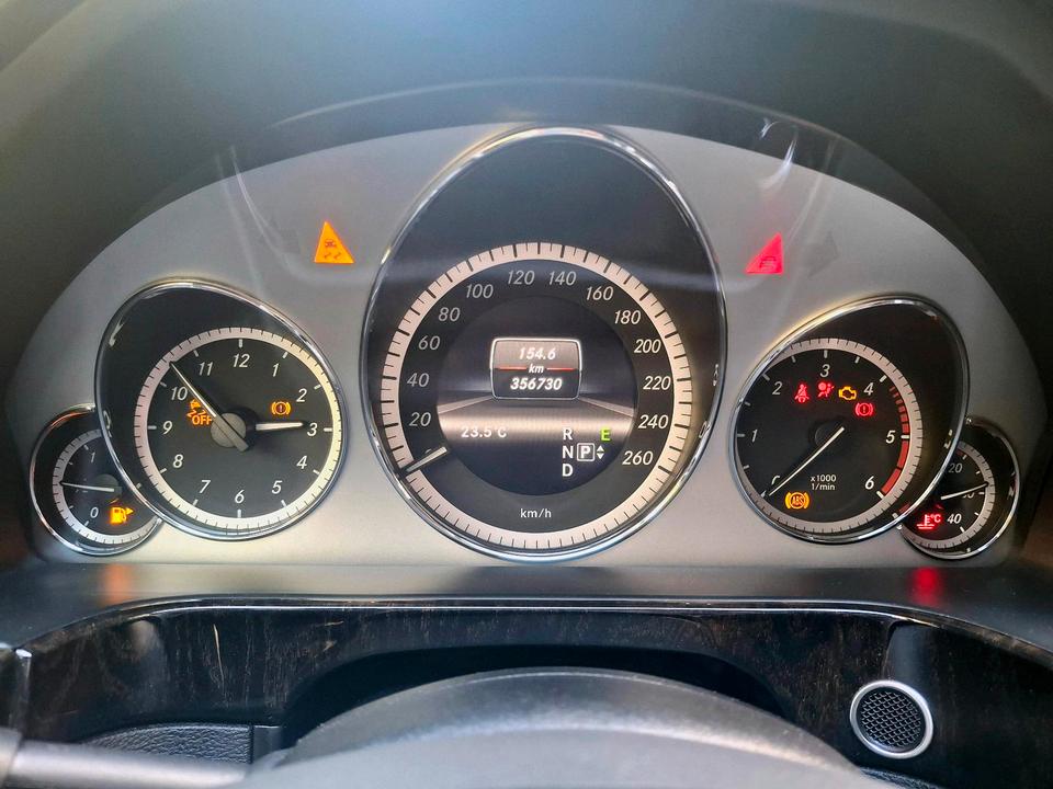 Mercedes Benz E 350 2013 — photo 17