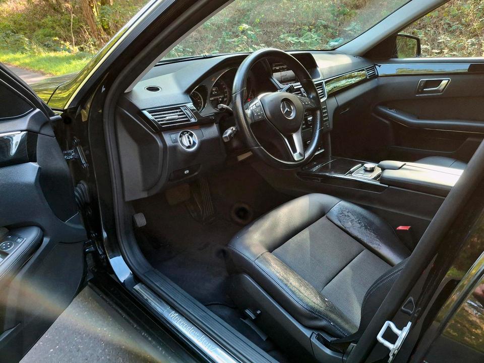 Mercedes Benz E 350 2013 — photo 9