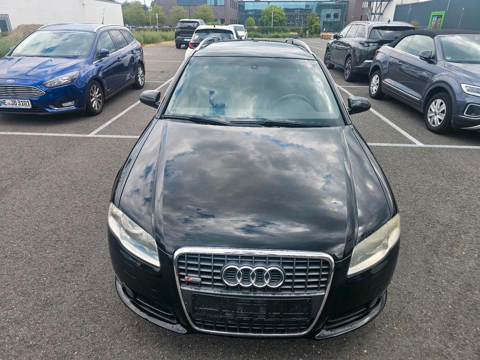 Audi A4 2008 — вигляд ззаду