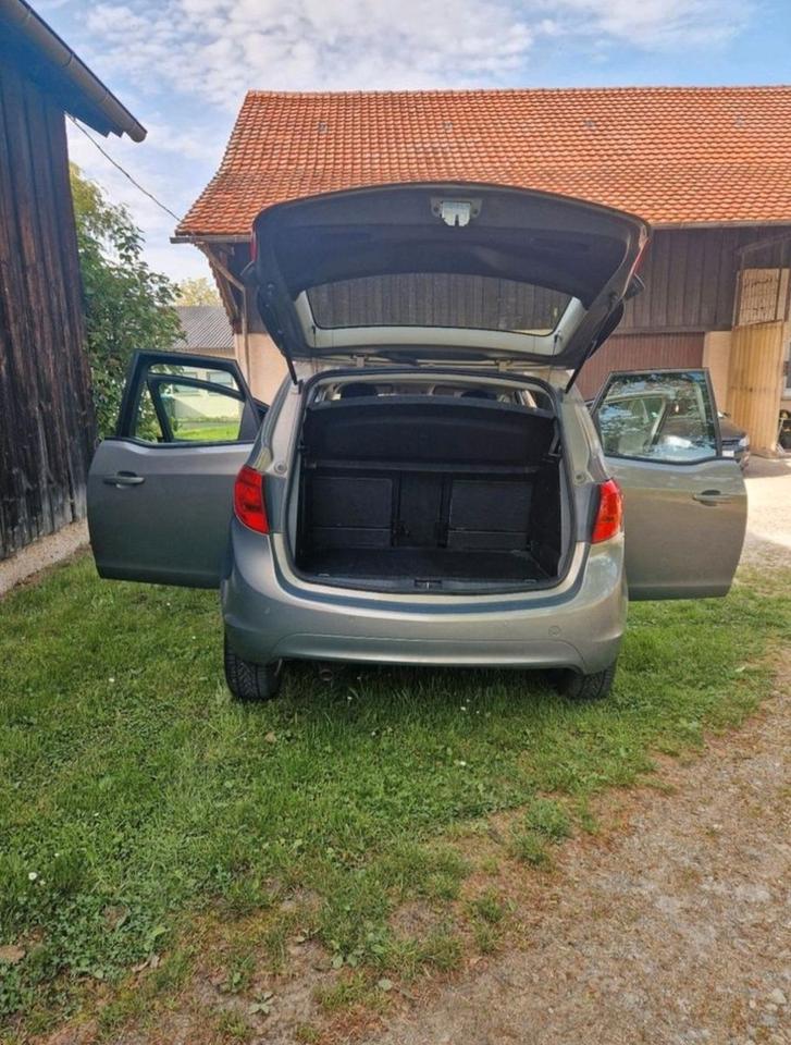 Opel Meriva 2014 — photo 6