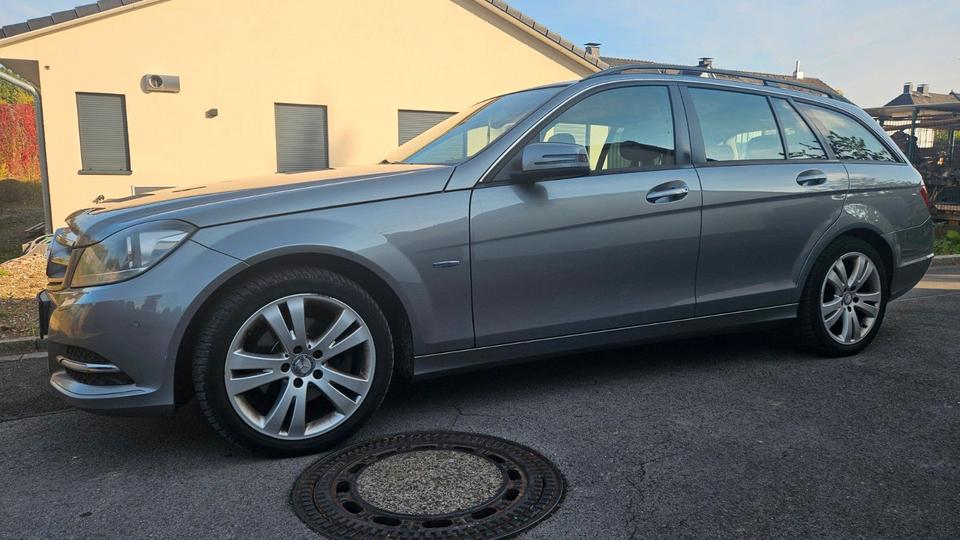 Mercedes Benz C 220 2011 — photo 5