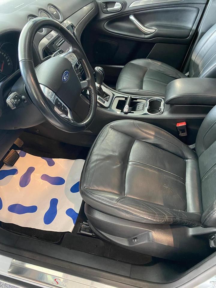 Ford S-Max 2013 — photo 5