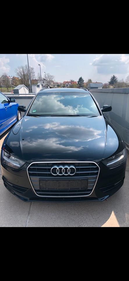 Audi A4 2012 — rear view
