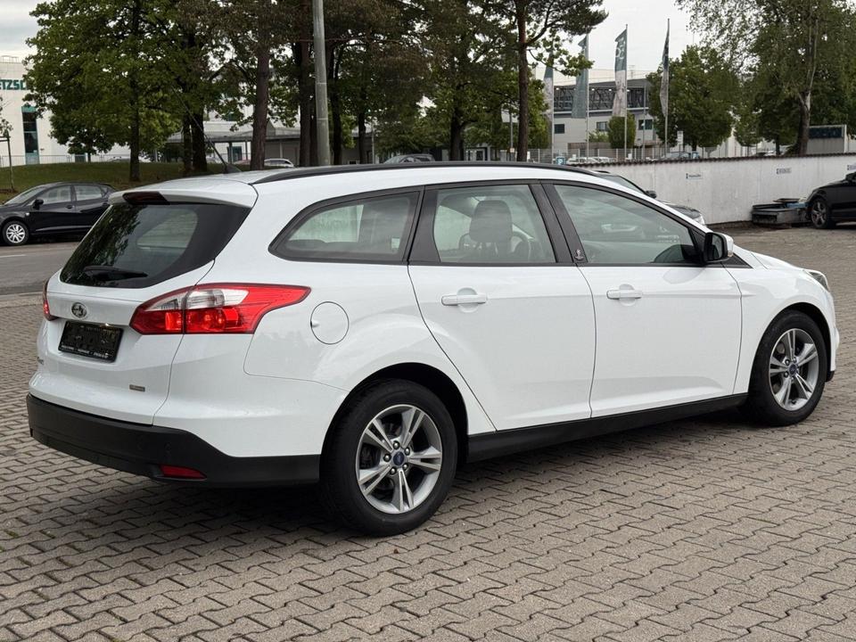 Ford Focus 2013 — engine