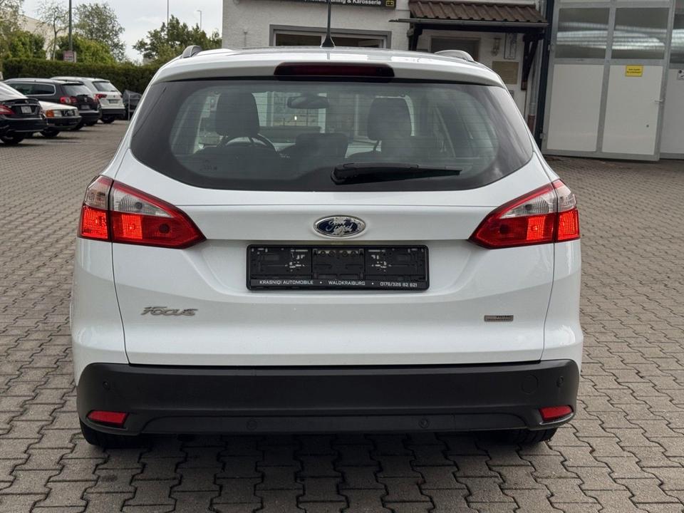Ford Focus 2013 — photo 5