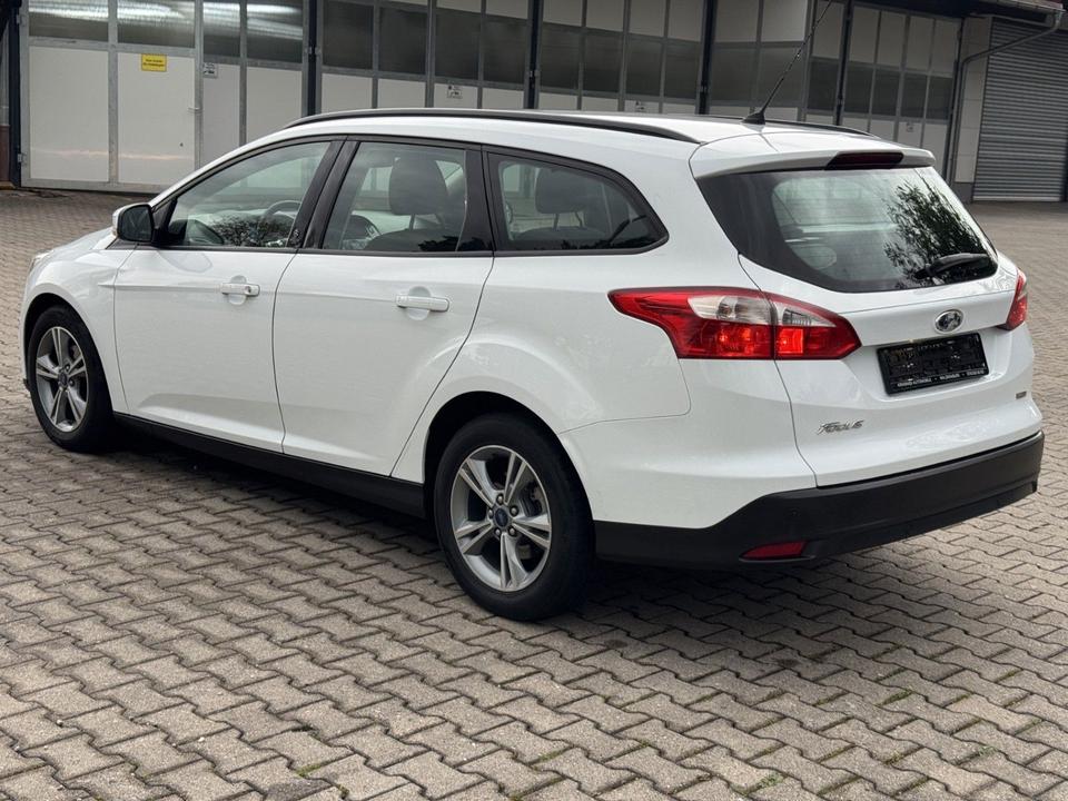Ford Focus 2013 — photo 6