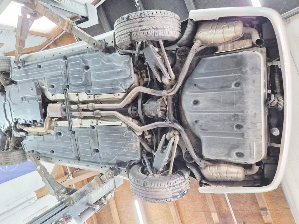 Mercedes Benz E 280 2006 — photo 20