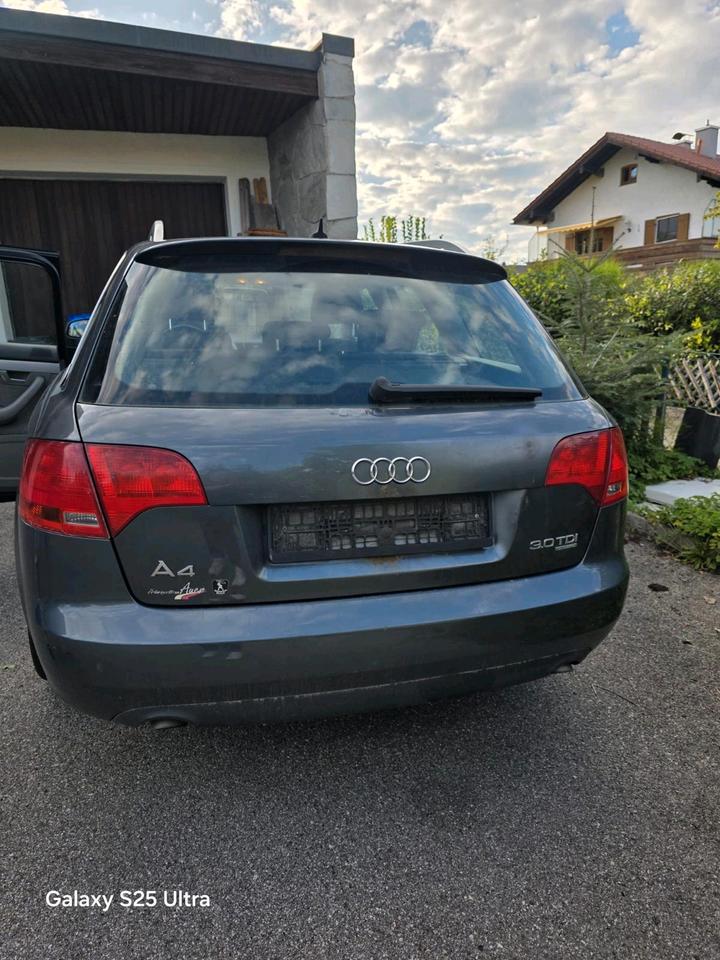 Audi A4 2007 — engine