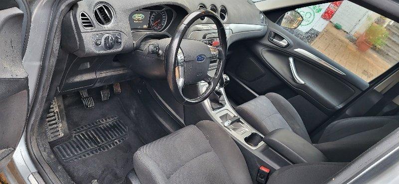 Ford S-Max 2008 — interior