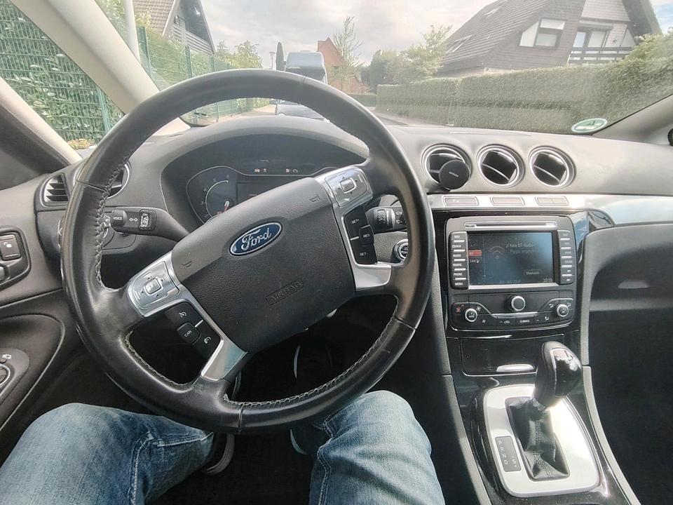 Ford S-Max 2011 — двигун