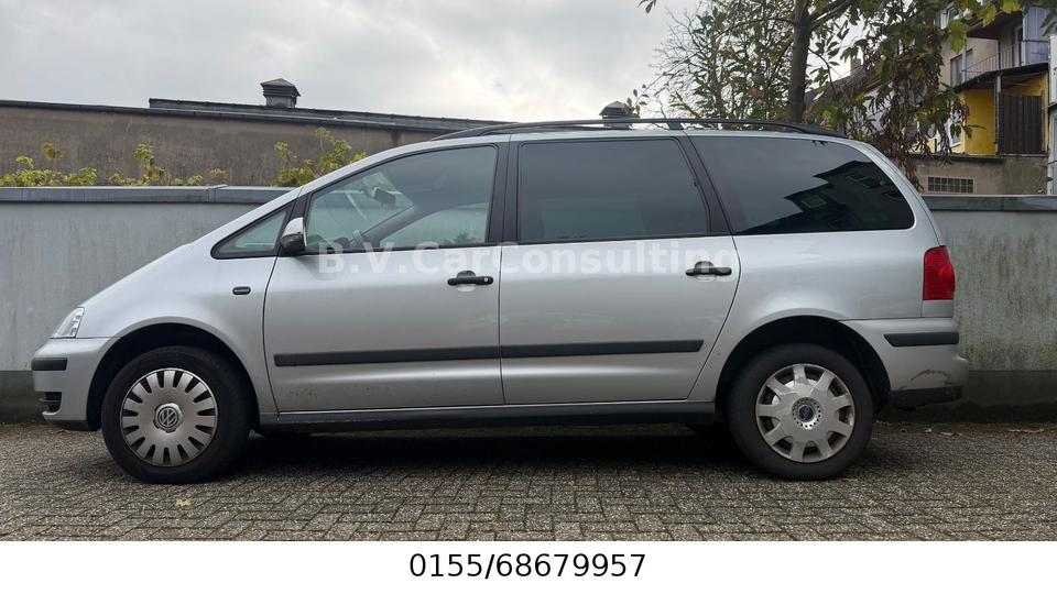 Volkswagen Sharan 2007 — rear view