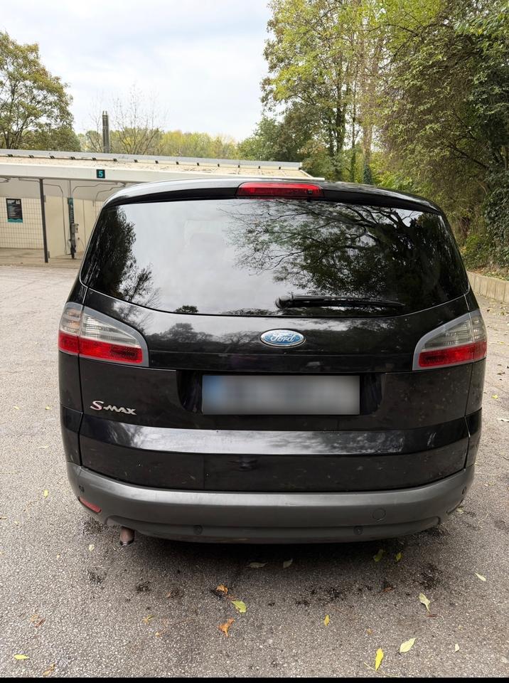Ford S-Max 2007 — rear view