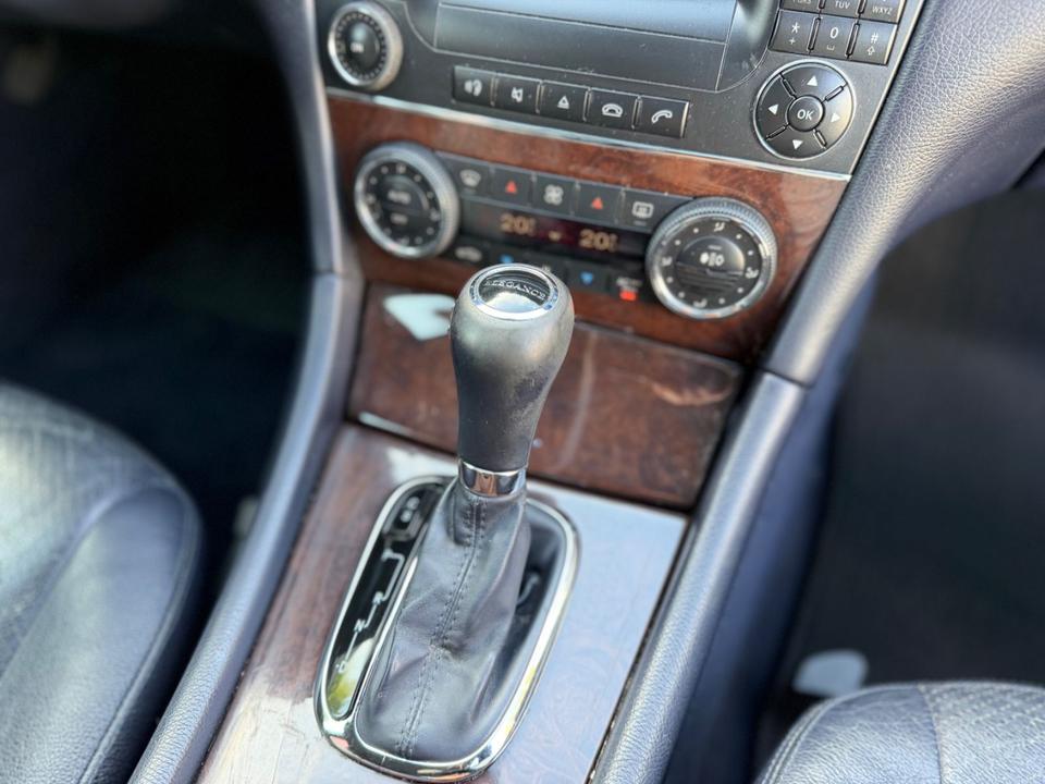 Mercedes Benz C 220 2004 — photo 24