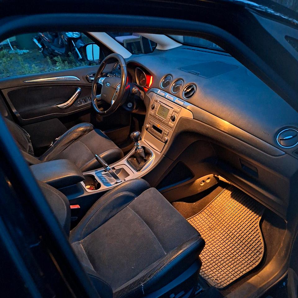 Ford S-Max 2007 — photo 11