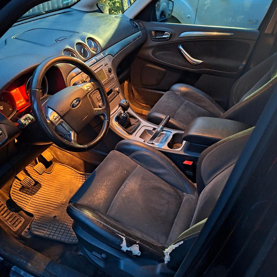 Ford S-Max 2007 — photo 9