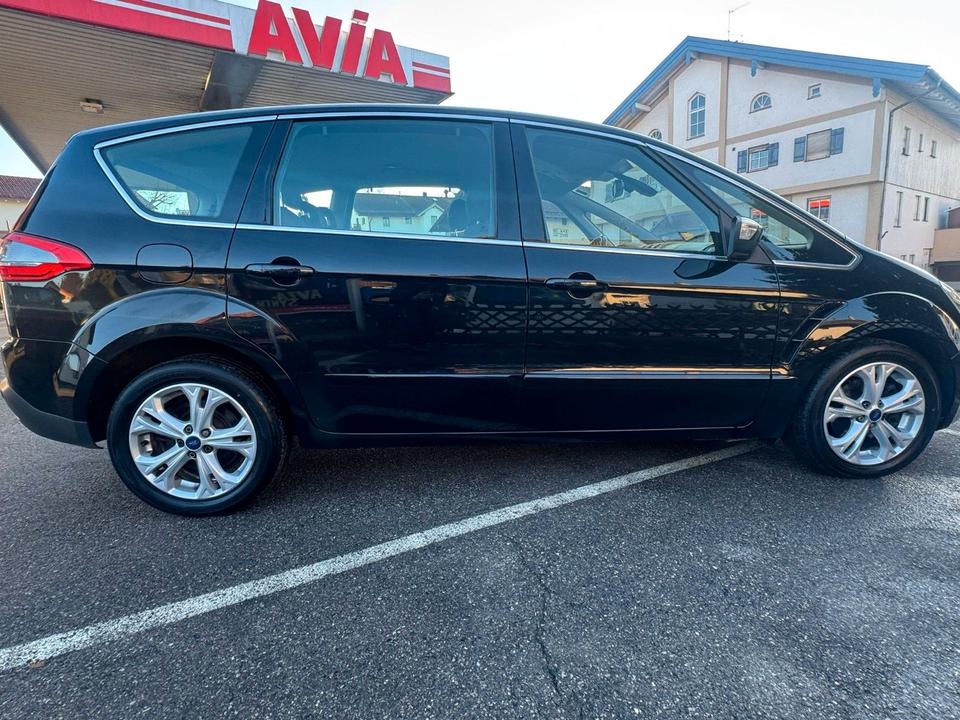 Ford S-Max 2013 — engine