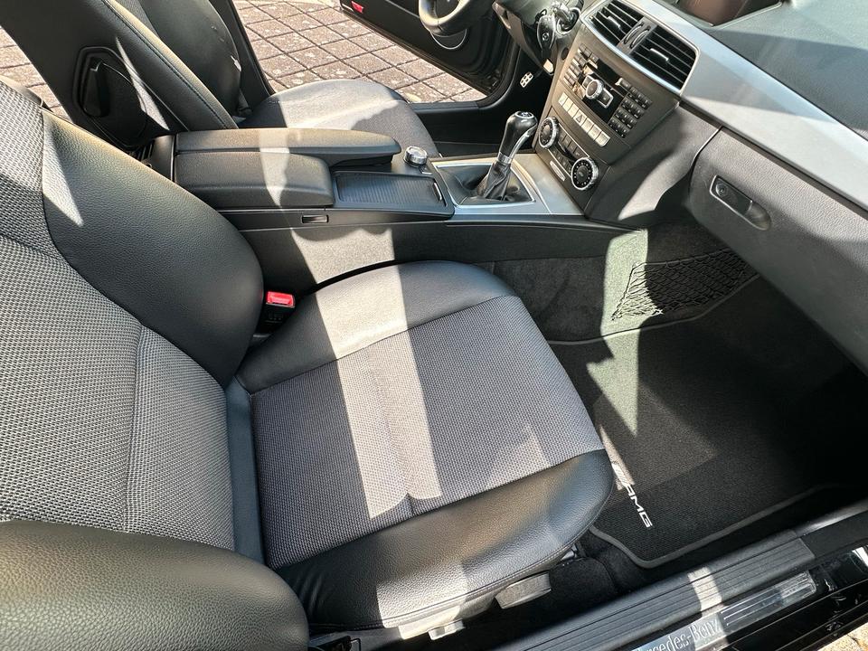 Mercedes Benz C 200 2012 — photo 7