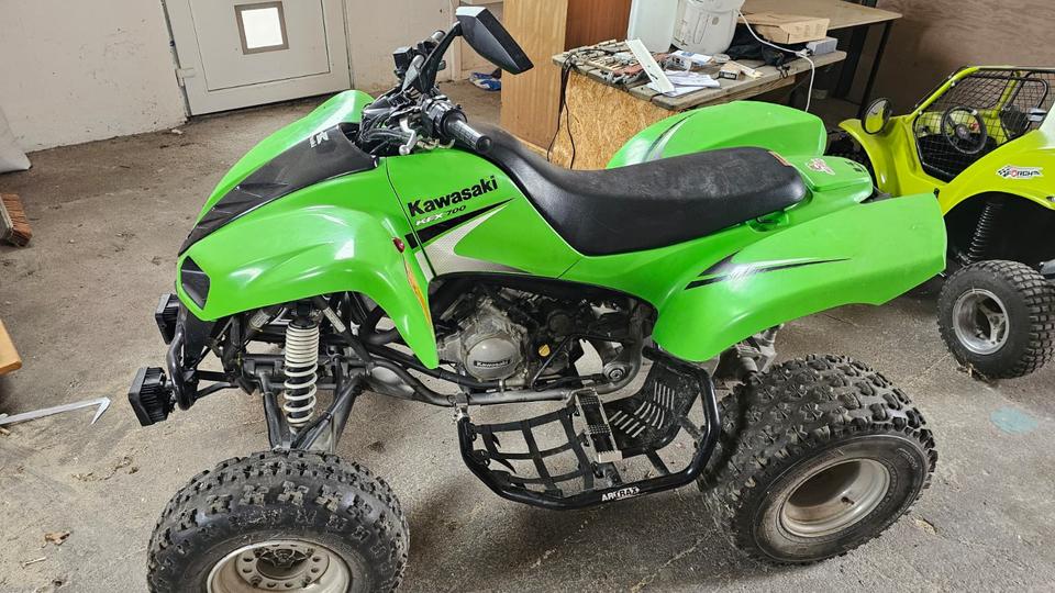 Kawasaki KFX 700 LOF – TÜV neu – läuft, wenig Kraft – Privat 2008 — engine