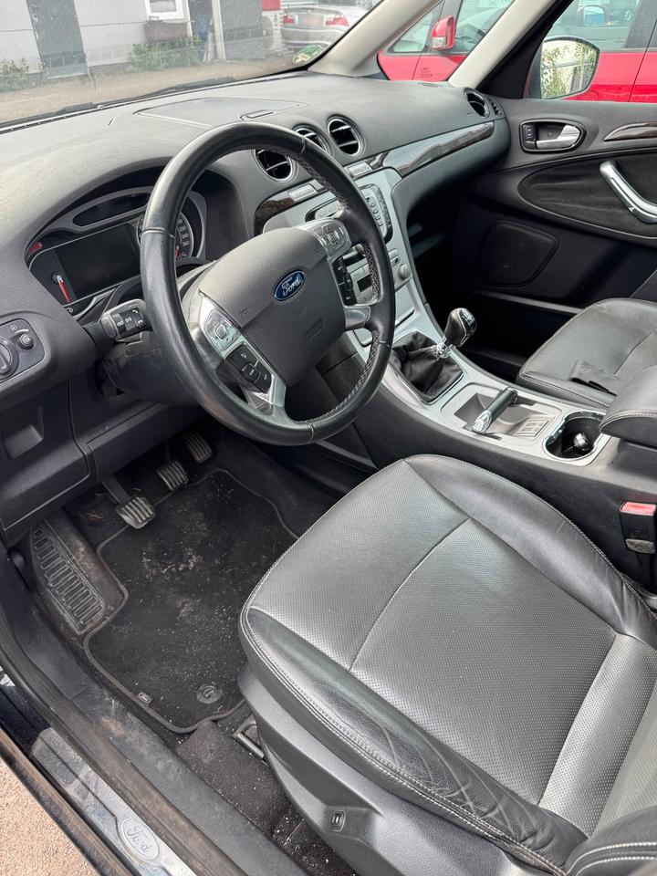 Ford C-Max 2008 — photo 10