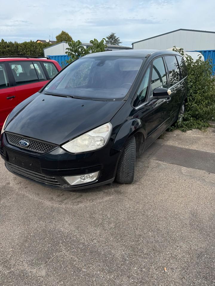 Ford C-Max 2008 — interior