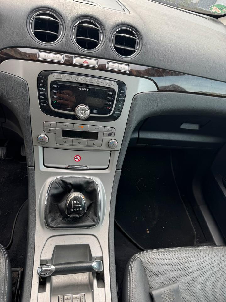 Ford C-Max 2008 — photo 5
