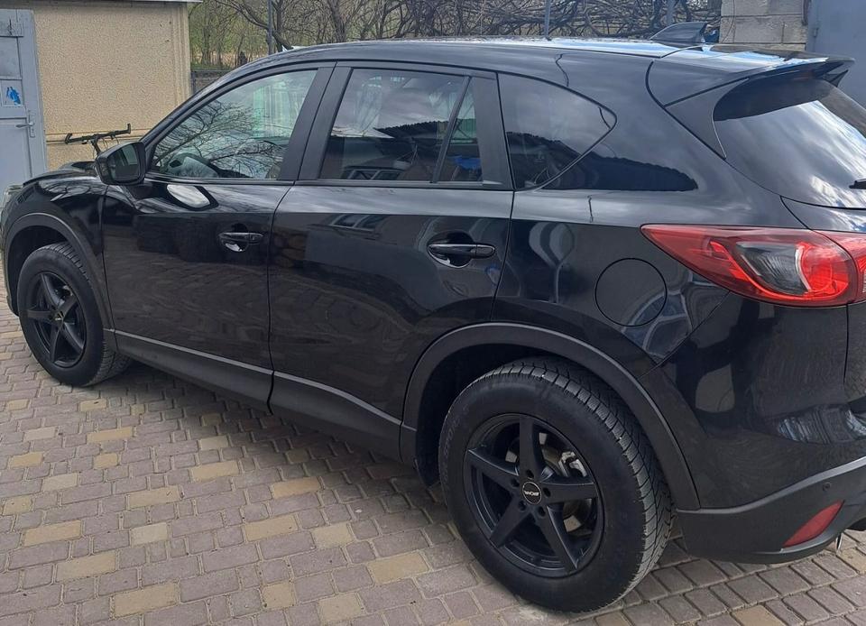 Mazda CX-5 2014 — rear view