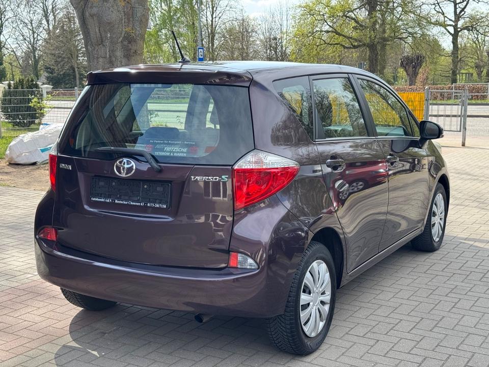 Toyota Verso 2011 — photo 6