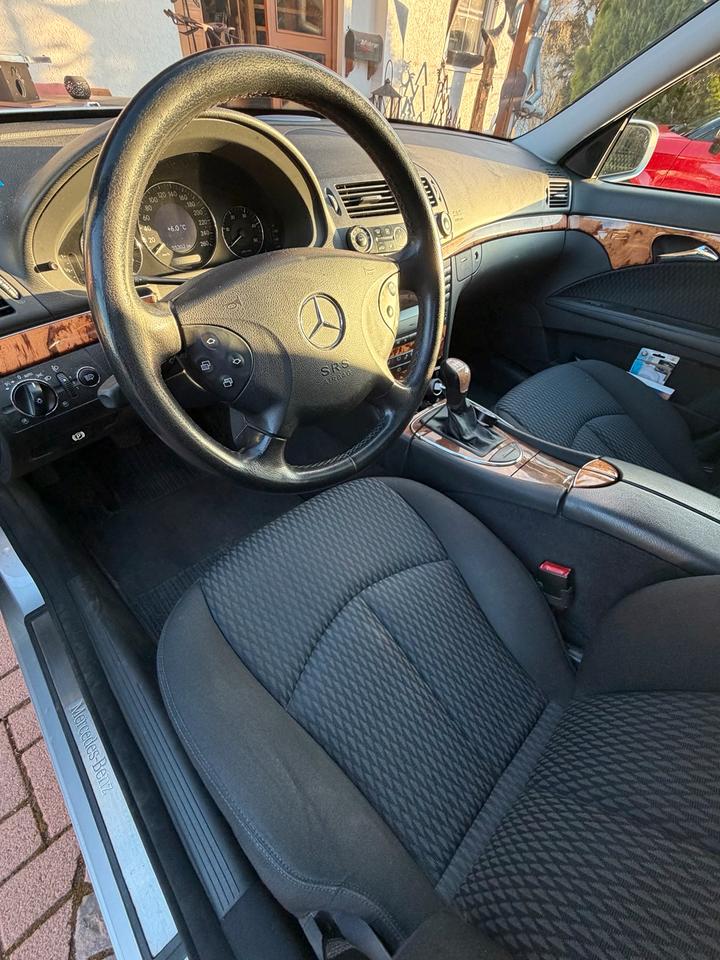 Mercedes Benz E 280 2005 — photo 6