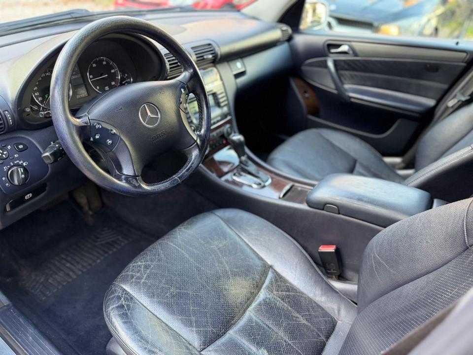 Mercedes Benz C 220 2004 — photo 10