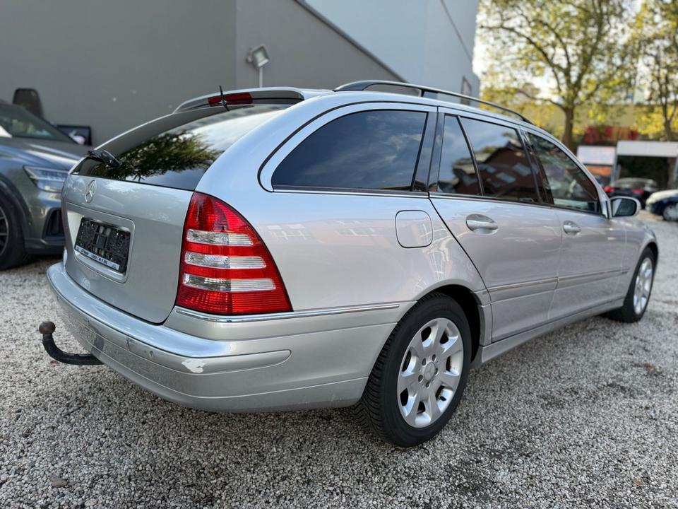 Mercedes Benz C 220 2004 — photo 6