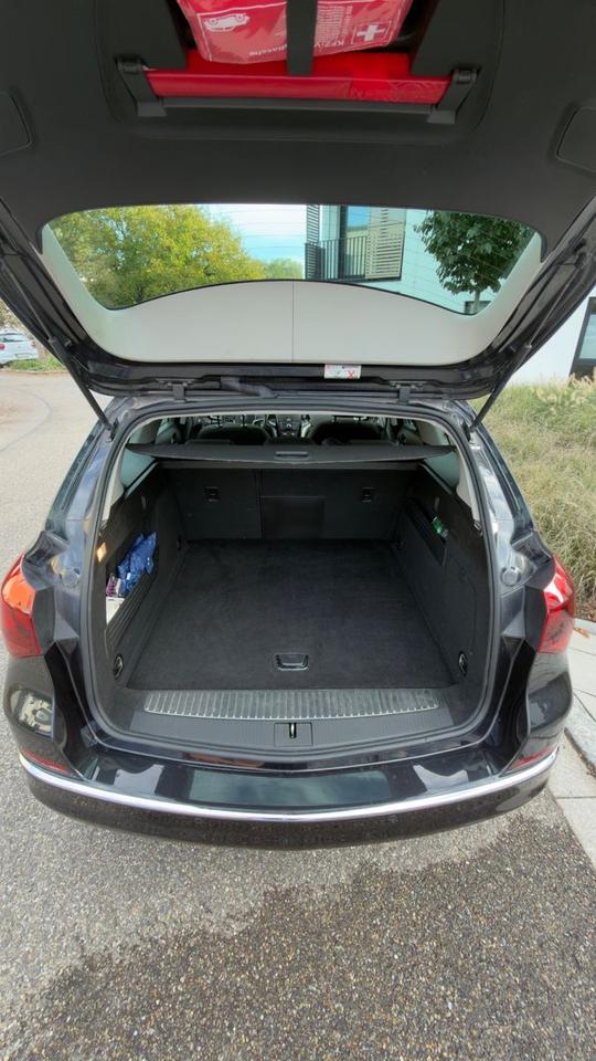 Opel Astra 2015 — photo 7