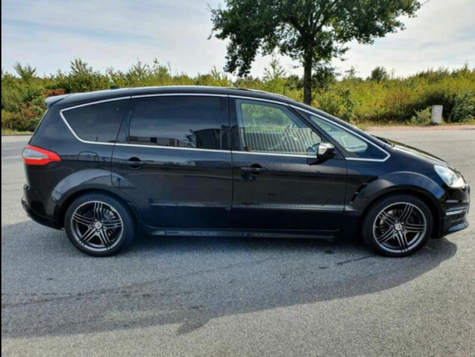 Ford S-Max 2013 — interior