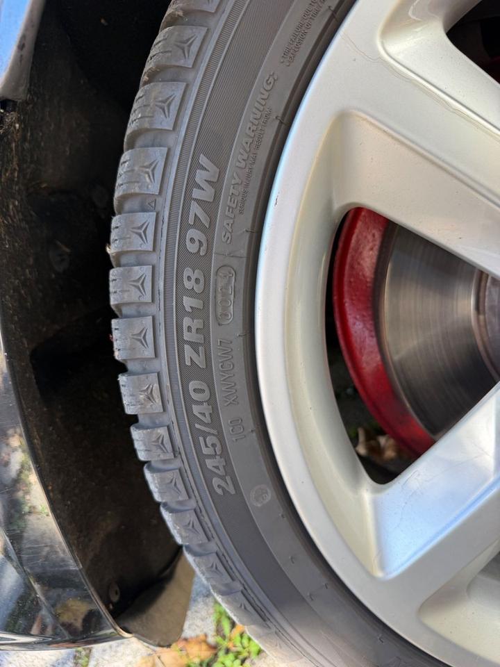 Audi A4 2009 — photo 13