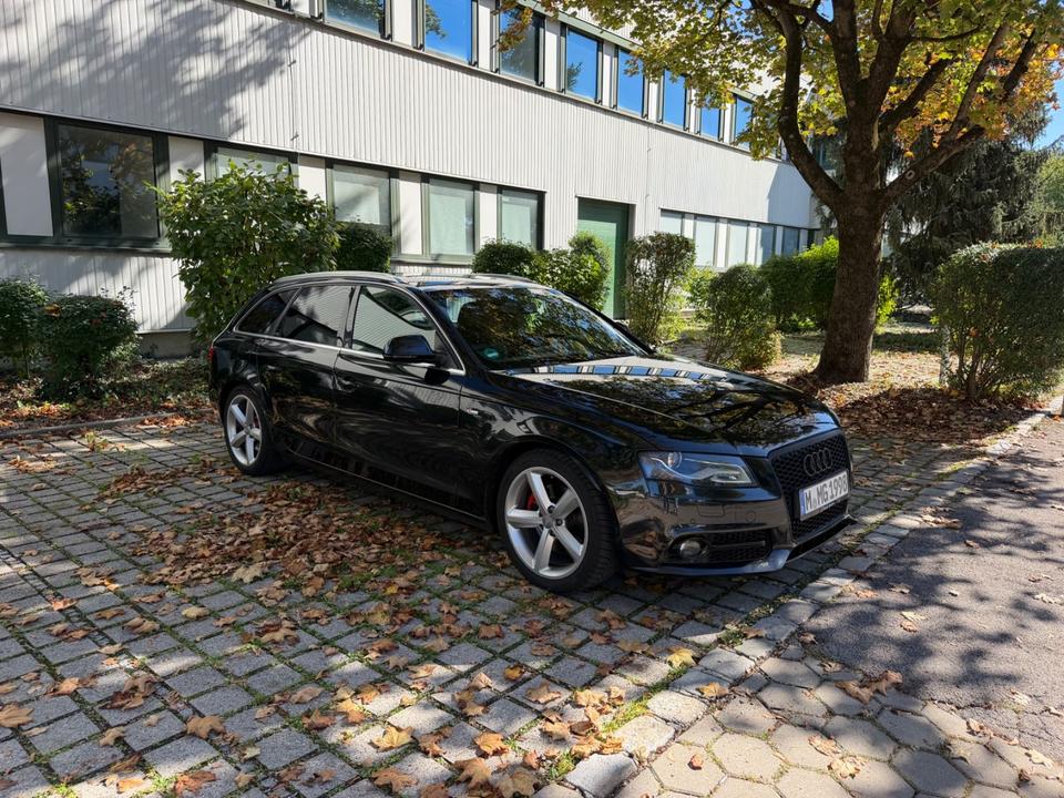 Audi A4 2009 — engine