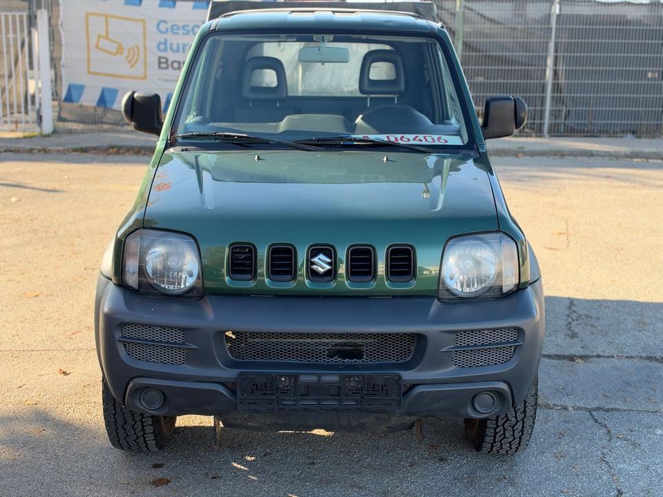 Suzuki Jimny 2011 — салон