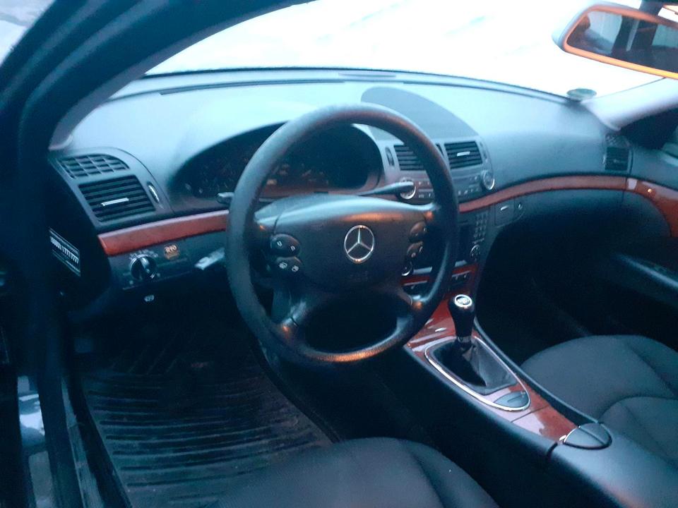 Mercedes Benz Weitere Mercedes Benz 2008 — rear view