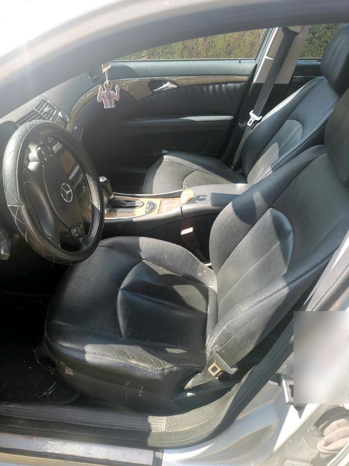 Mercedes Benz E 320 2007 — photo 6