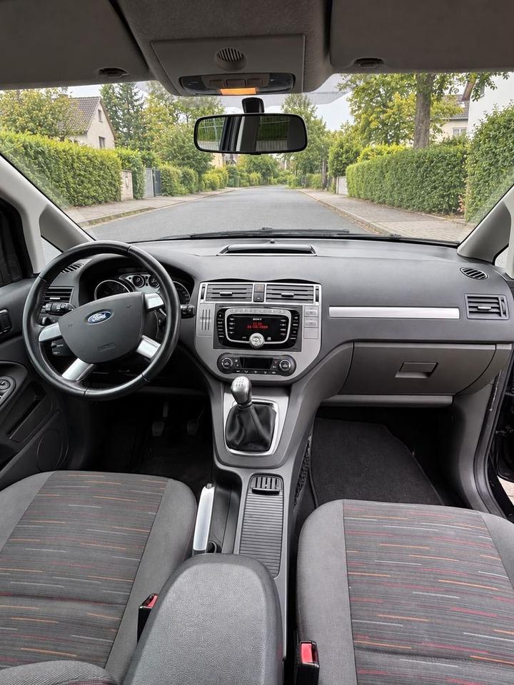 Ford C-Max 2010 — interior